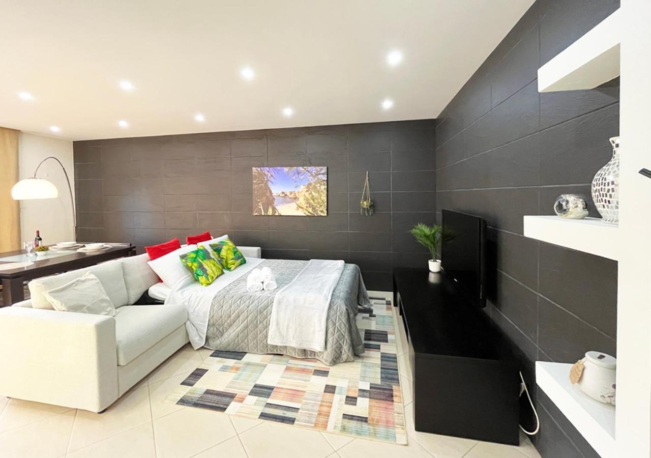 Sunset Lagos Apartment Exterior photo